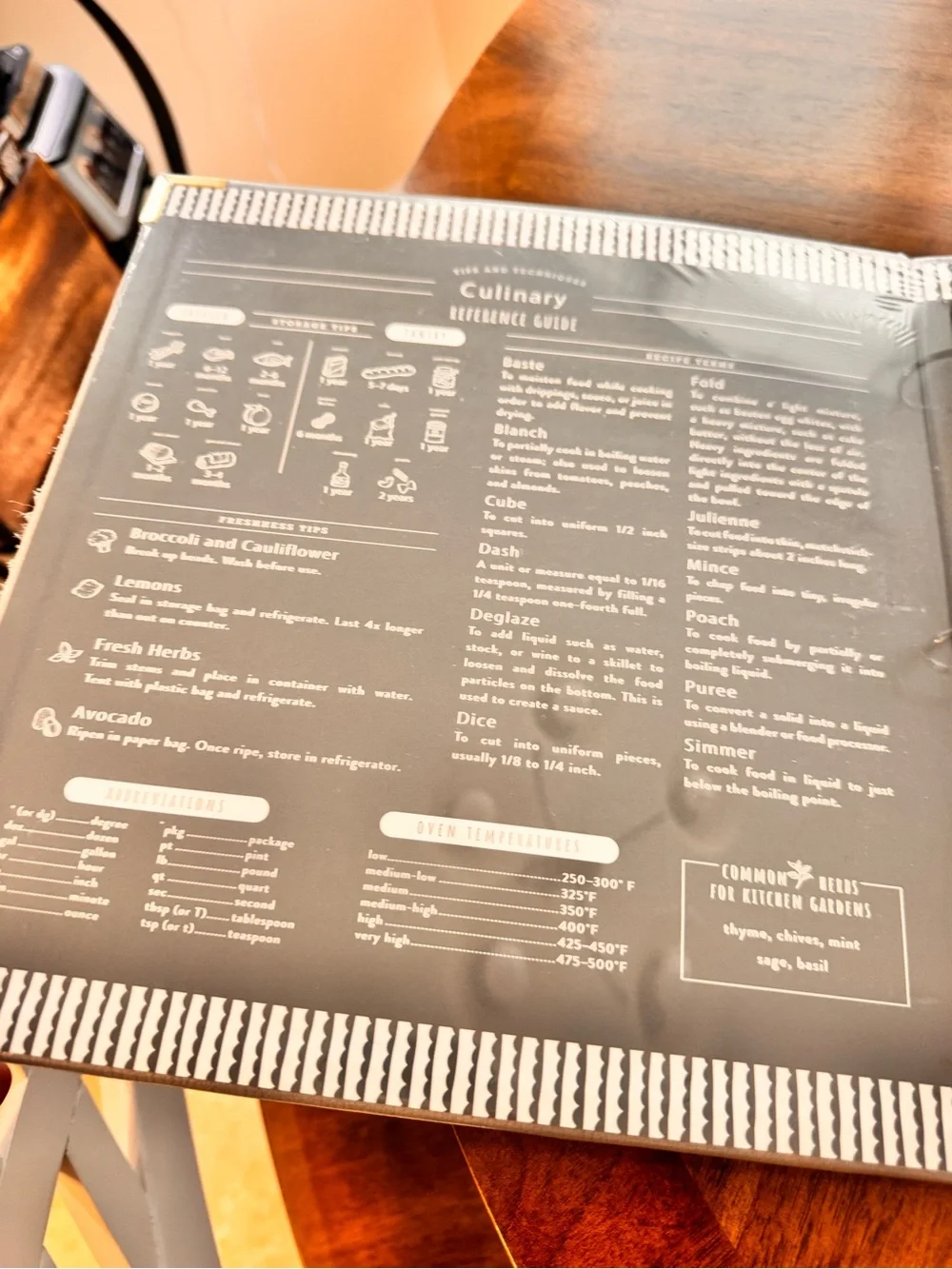 NEW CR Gibson Leatherette Recipe Binder Gray Gold 24 Recipe Cards 9 Dividers
